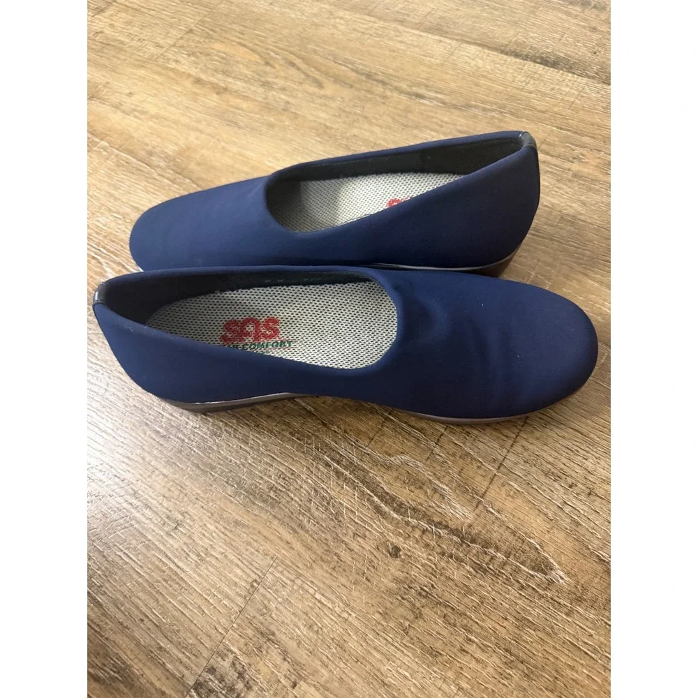 SAS Tripad Comfort Navy Blue Slip On Loafers Womens 9 W Wide Comfort Shoes